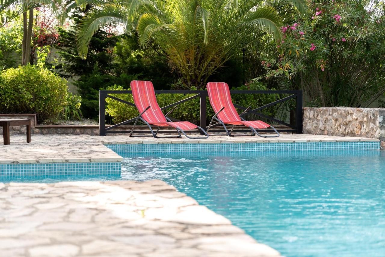 La Jacaranda Villa Hornachuelos Luaran gambar